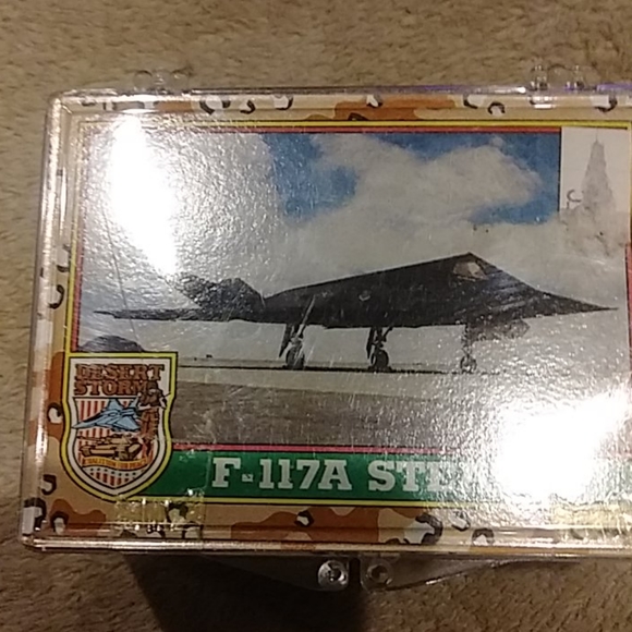 New in case DESERT STORM CARD - Picture 5 of 7